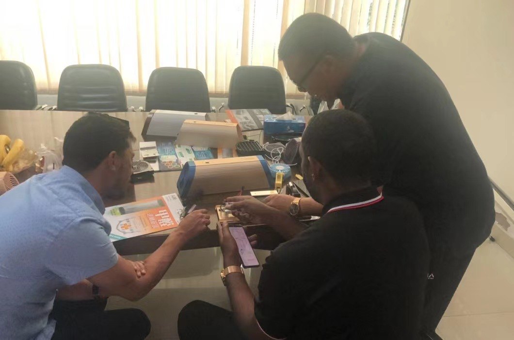 Engineering collaboration around early units