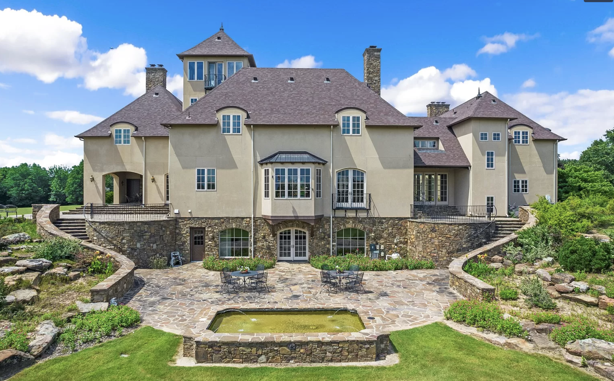 Estate front